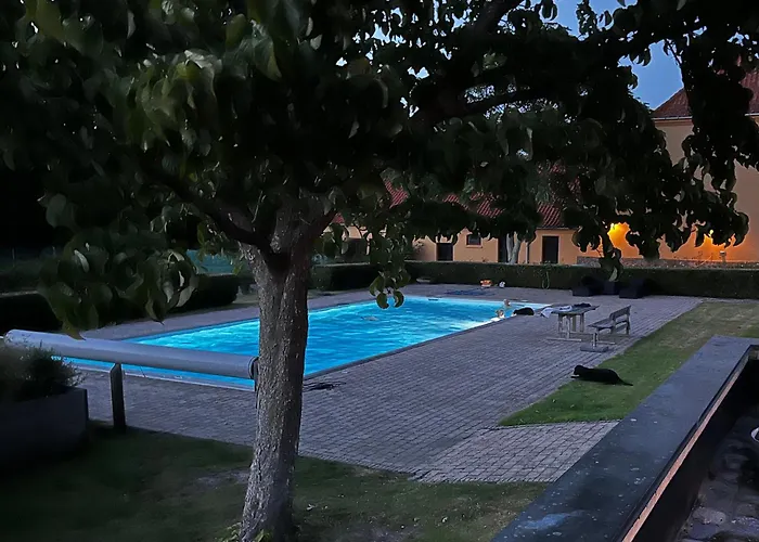 Den Gule Lade Pa Skjorringe 3* Stubbekøbing