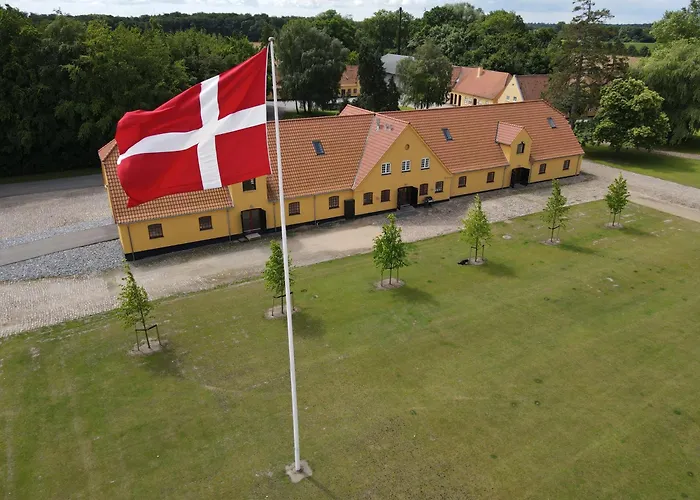Den Gule Lade Pa Skjorringe Nocleg ze śniadaniem Stubbekøbing