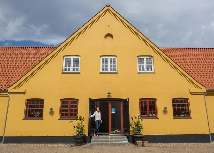 Den Gule Lade Pa Skjorringe 3*