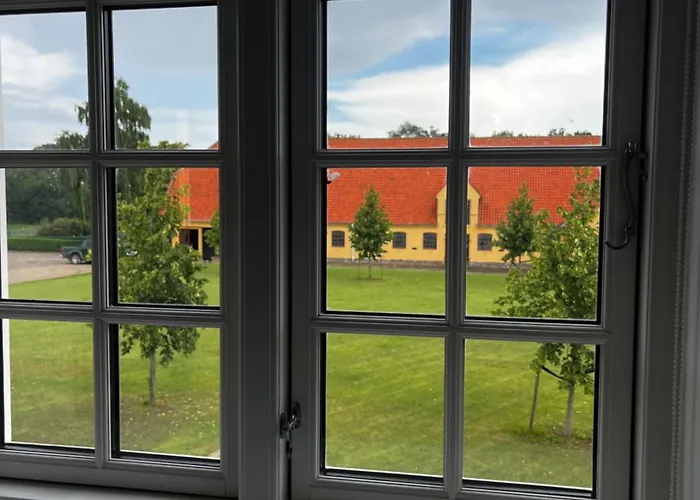 Nocleg ze śniadaniem Den Gule Lade Pa Skjorringe 3*