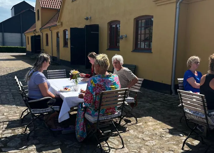 Nocleg ze śniadaniem Den Gule Lade Pa Skjorringe Stubbekøbing